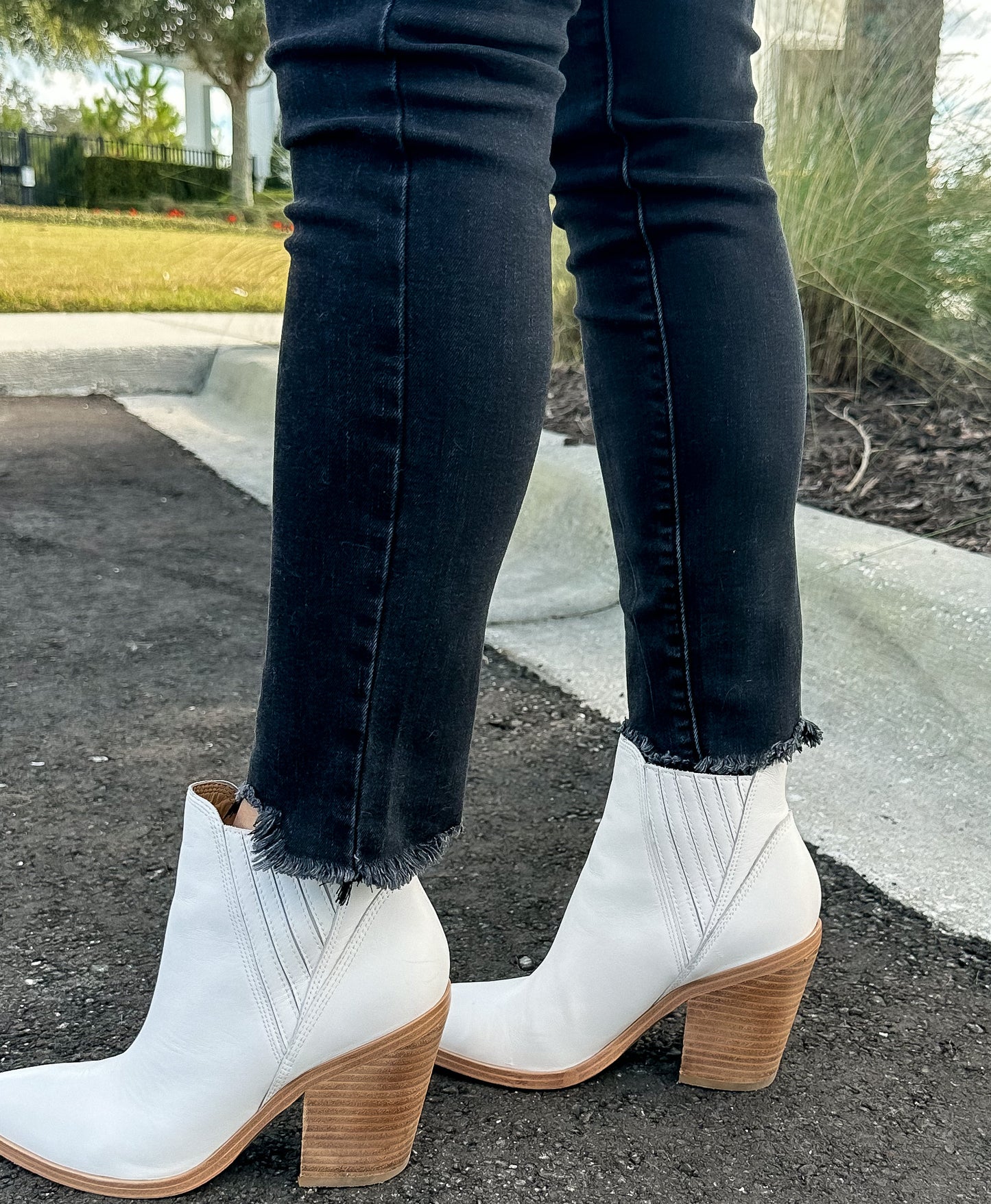 Beverly Button Fly Skinnies by JBD