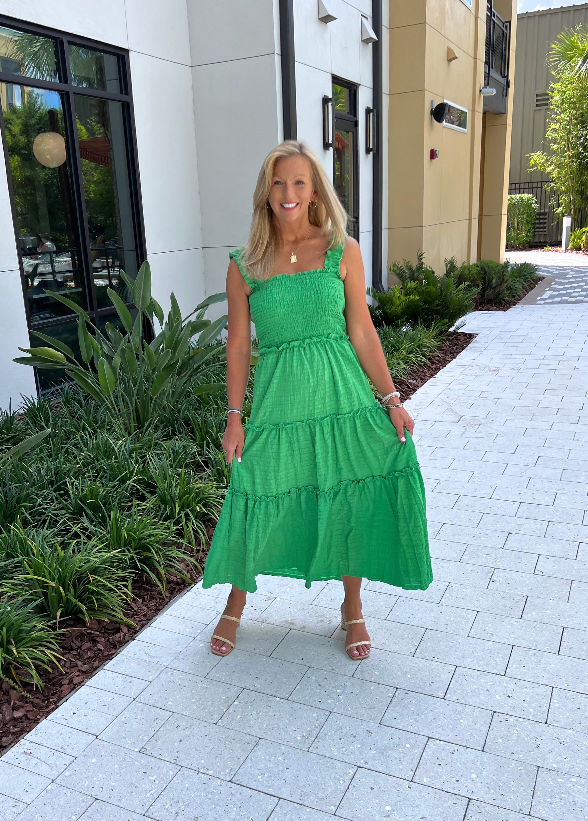 Smocked Midi Dress - Kelly Green Cabana Blue Boutique Smocked Midi Dress - Kelly Green Cabana Blue Boutique