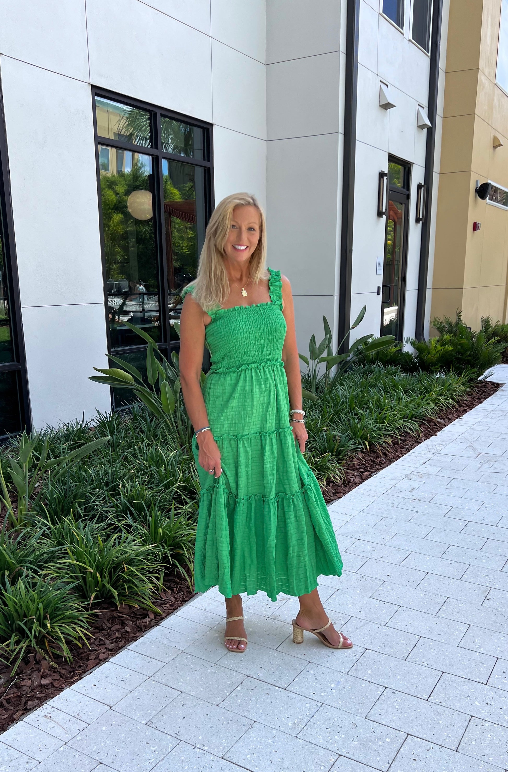Smocked Midi Dress - Kelly Green Cabana Blue Boutique Smocked Midi Dress - Kelly Green Cabana Blue Boutique